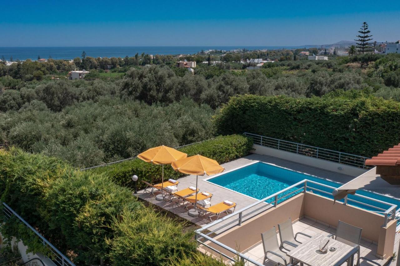 Yanni'S Villas Adelianos Kampos Exterior photo