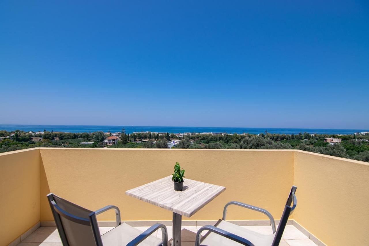 Yanni'S Villas Adelianos Kampos Exterior photo