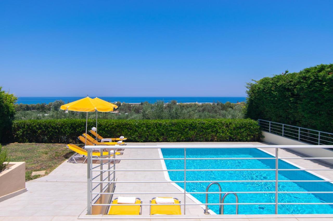 Yanni'S Villas Adelianos Kampos Exterior photo